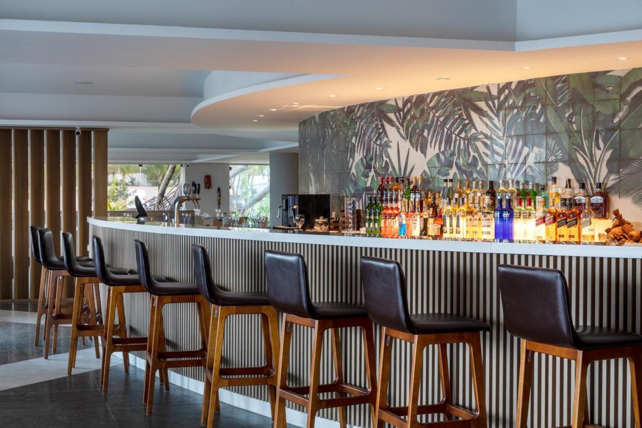 Wish Natal Hotel Exterior photo The bar at the hotel